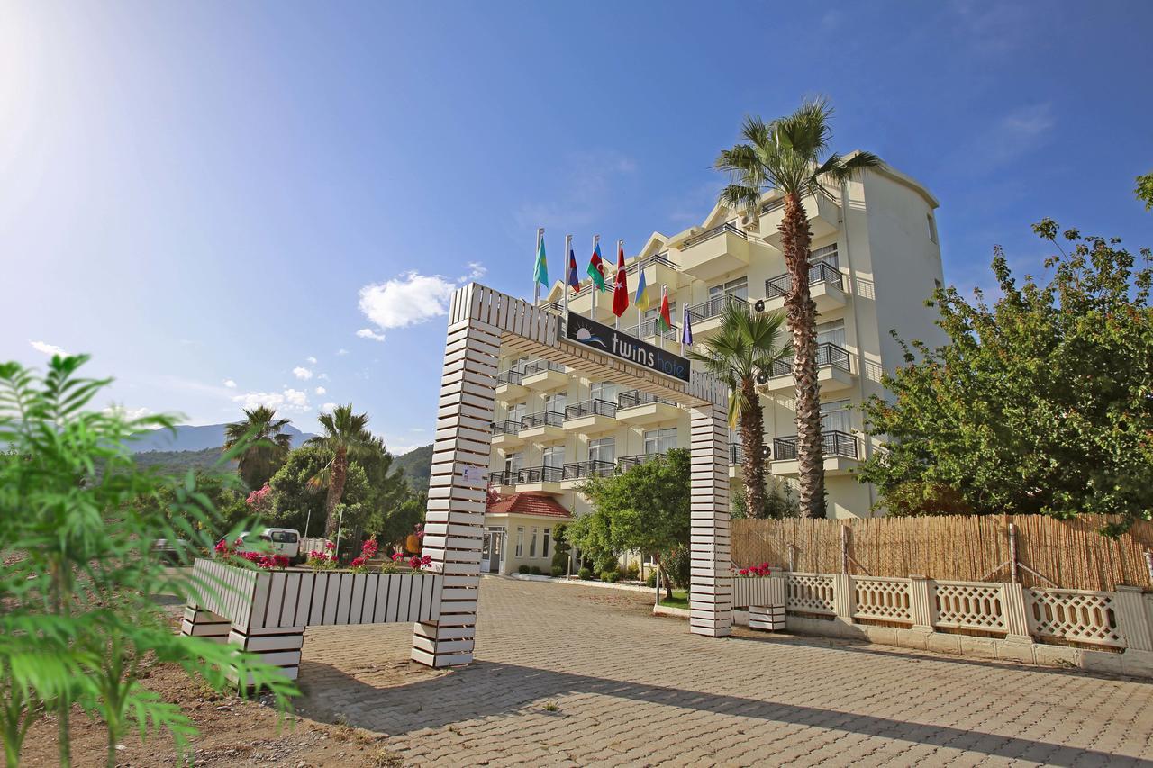 Twins Hotel Kiris Εξωτερικό φωτογραφία